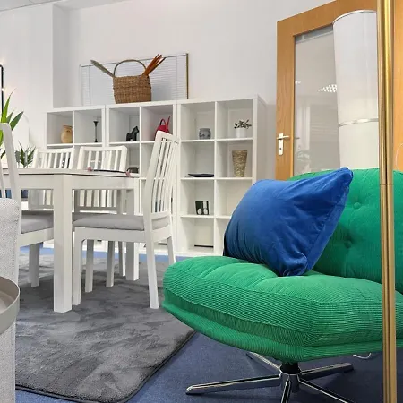 Modern Group Retreat For 20 * 斯图加特