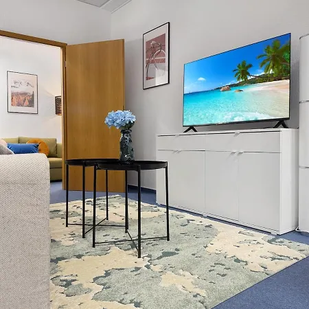 Apartment Modern Group Retreat For 20 *